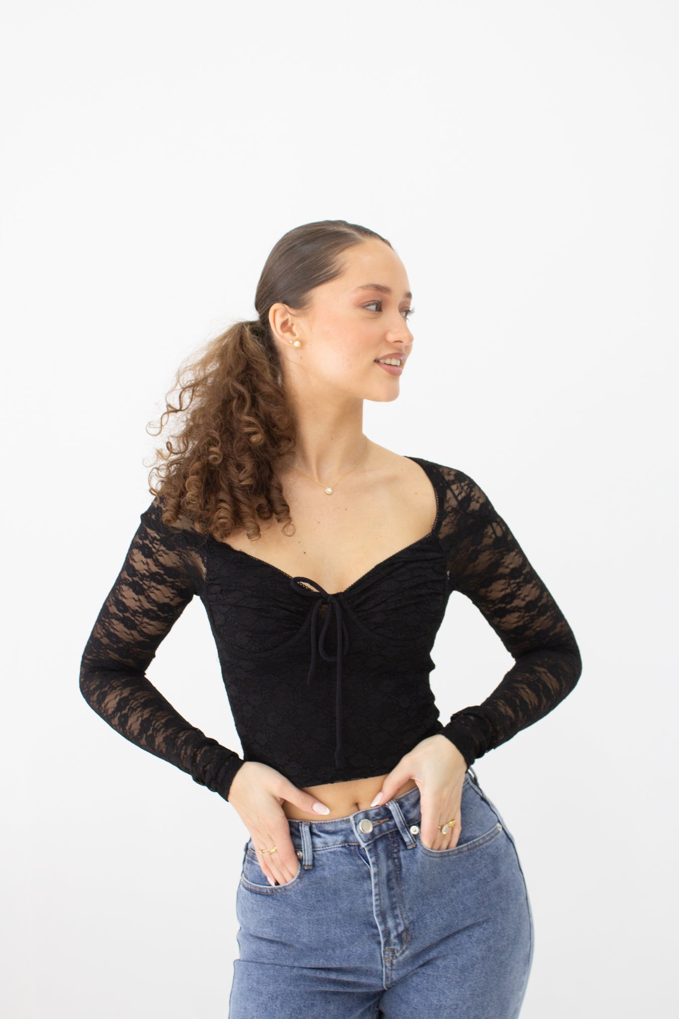 Connie top black